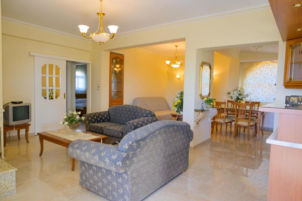 Paradise Palaia Fokaia Apartment