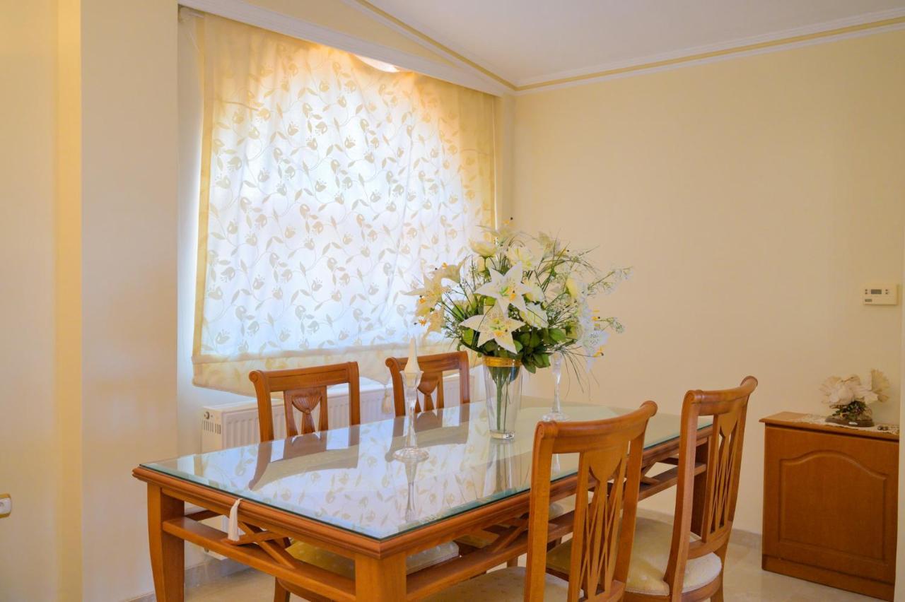 Apartment Paradise Palaia Fokaia